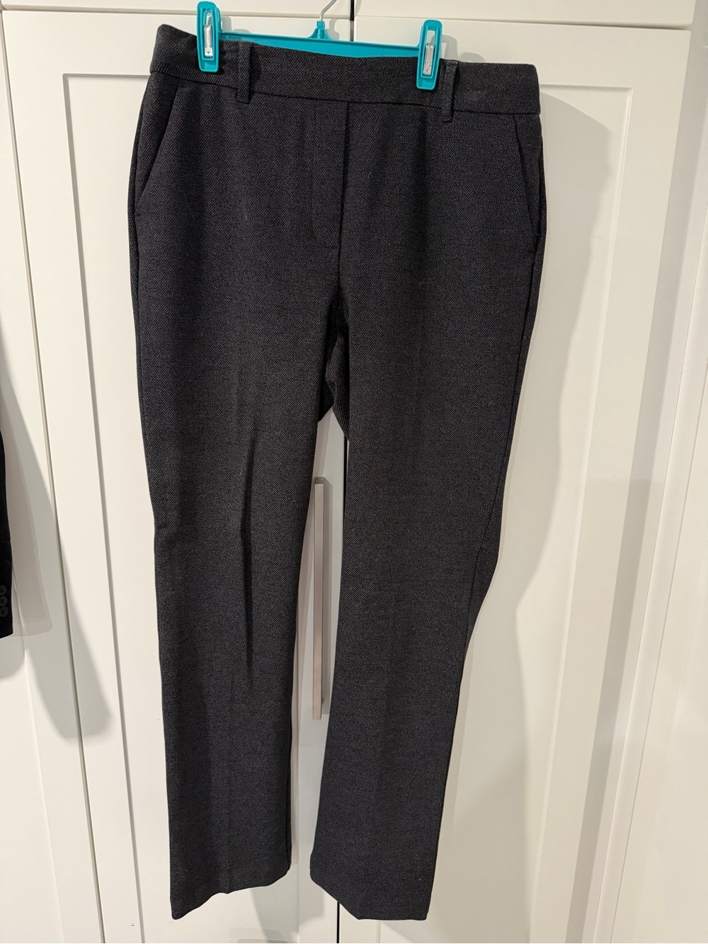 Reitmans Charcoal Straight-Leg Dress Pants